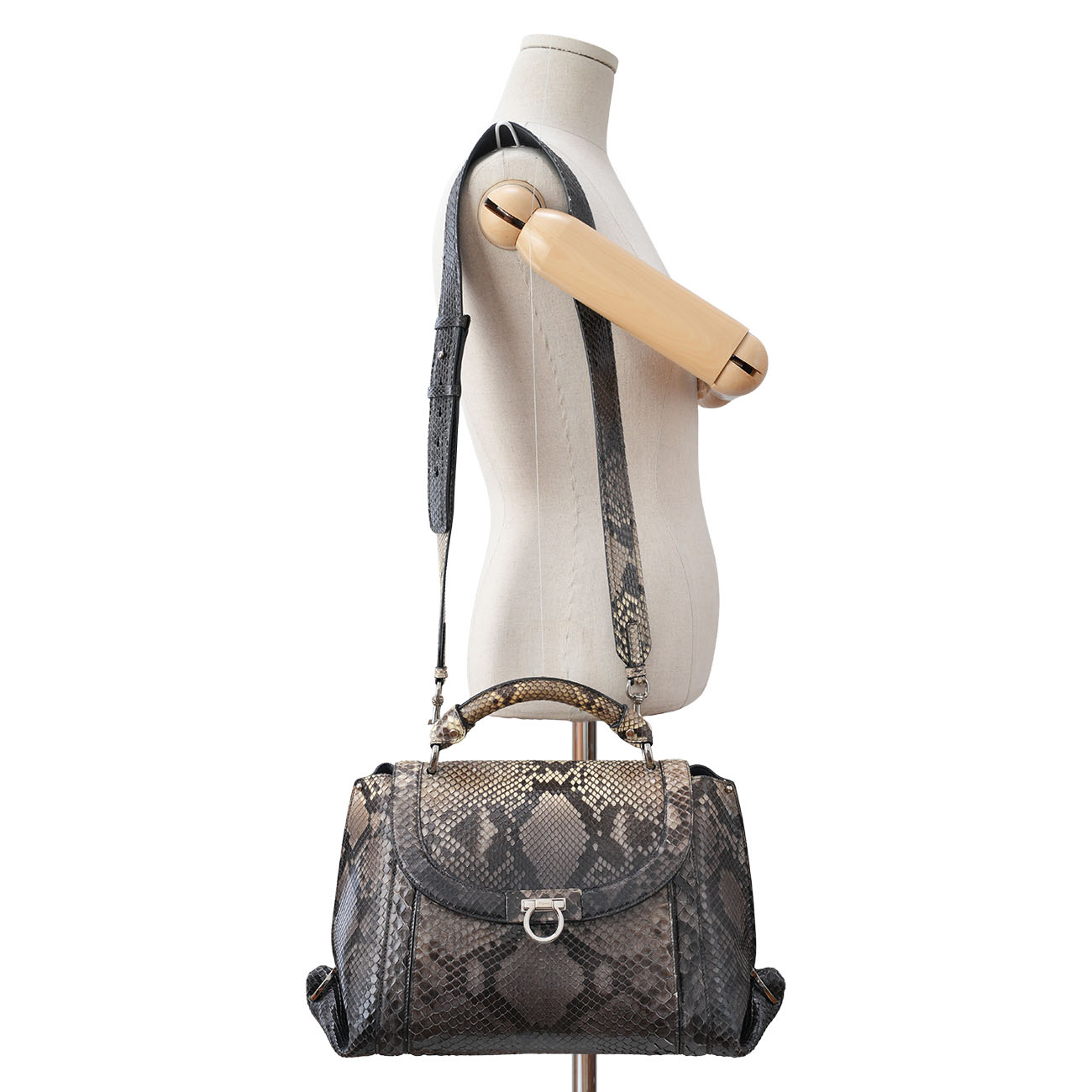 FERRAGAMO(USED)페레가모 소피아 파이톤 토트백